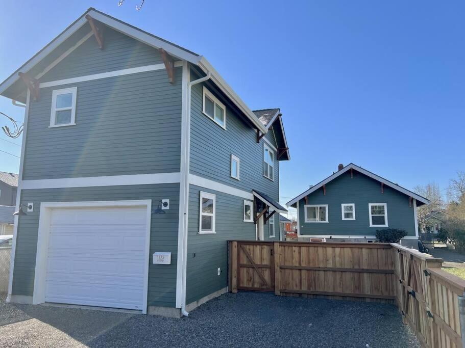 Brand New Custom Built Cottage In Downtown W/Pool! Salem Exterior photo